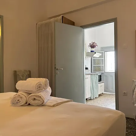 Grandma's Sifnos House 4*