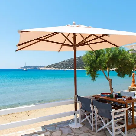 Grandma's Sifnos House מלון דירות 4*